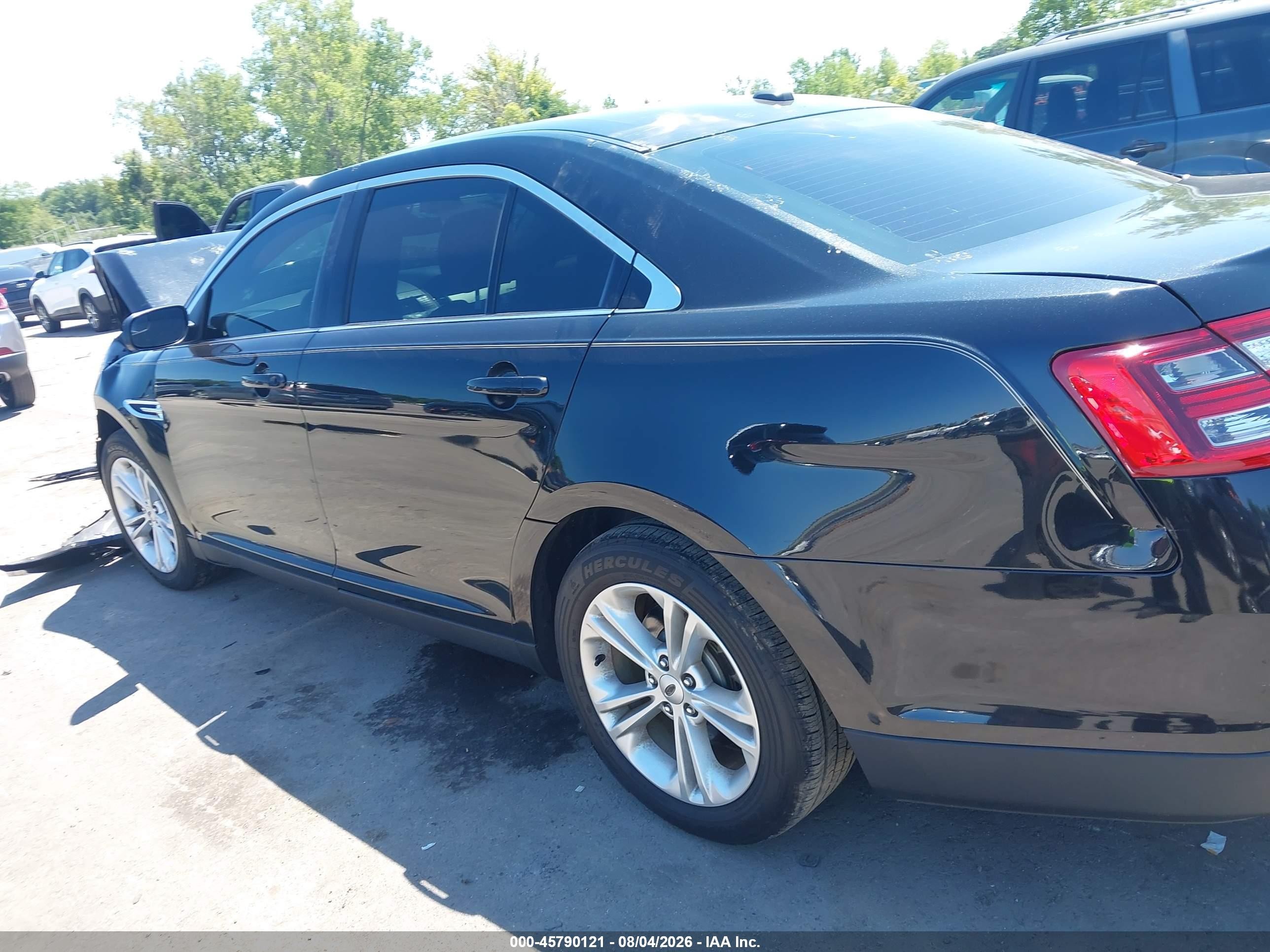 2013 Ford Taurus Sel Черный vin: 1FAHP2E84DG216462
