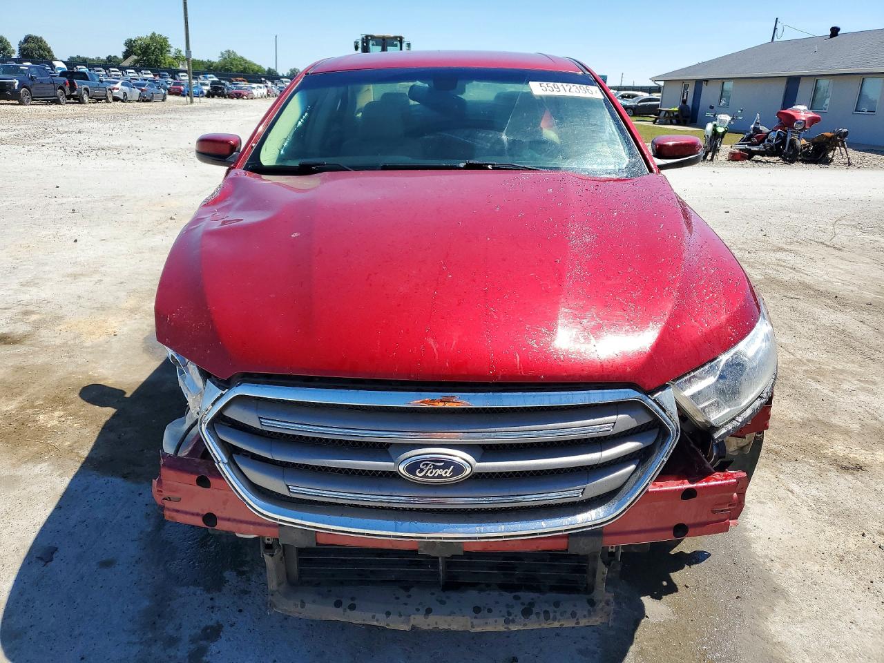 2014 Ford Taurus Red vin: 1FAHP2E84EG103869