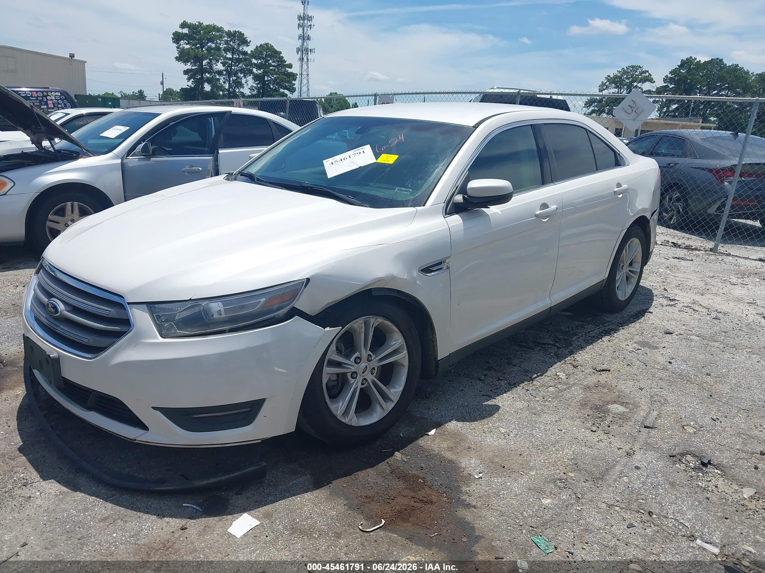 2014 Ford Taurus Sel White vin: 1FAHP2E84EG113320