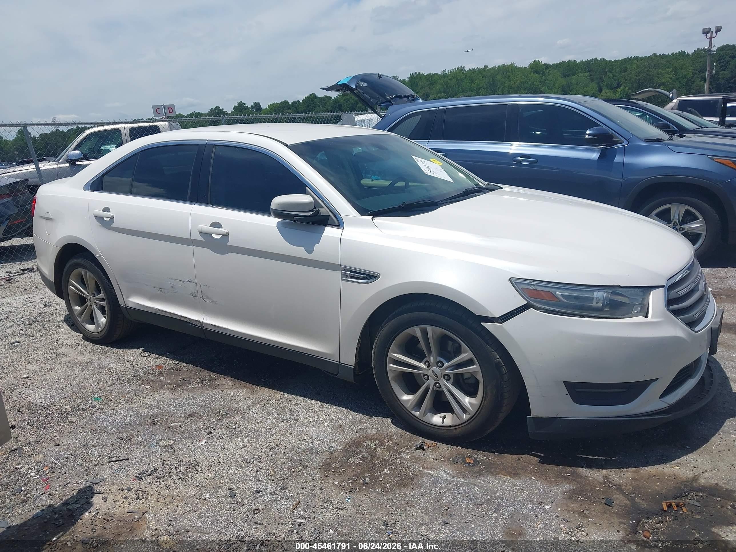2014 Ford Taurus Sel White vin: 1FAHP2E84EG113320