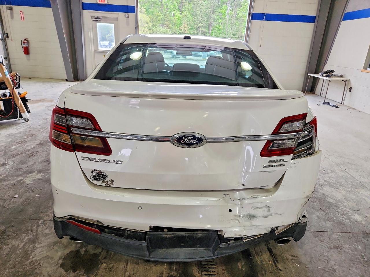 2014 Ford Taurus Sel White vin: 1FAHP2E84EG136189