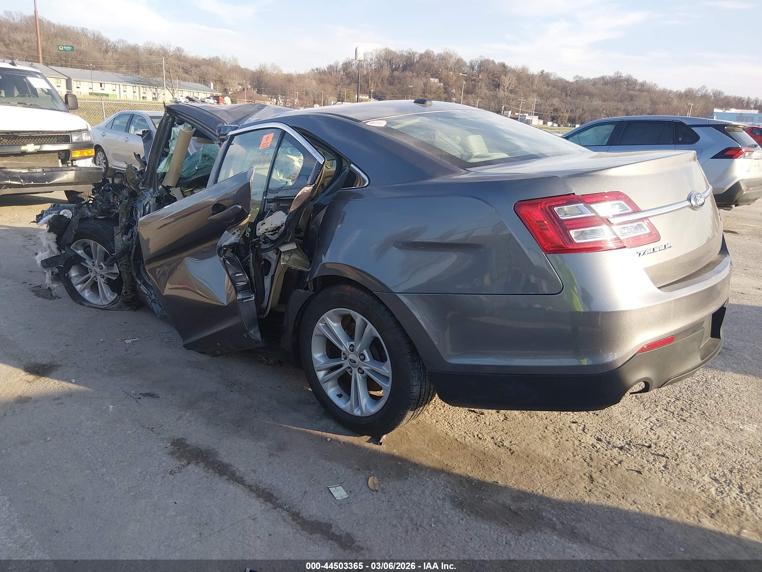 2014 Ford Taurus Sel Gray vin: 1FAHP2E84EG137651