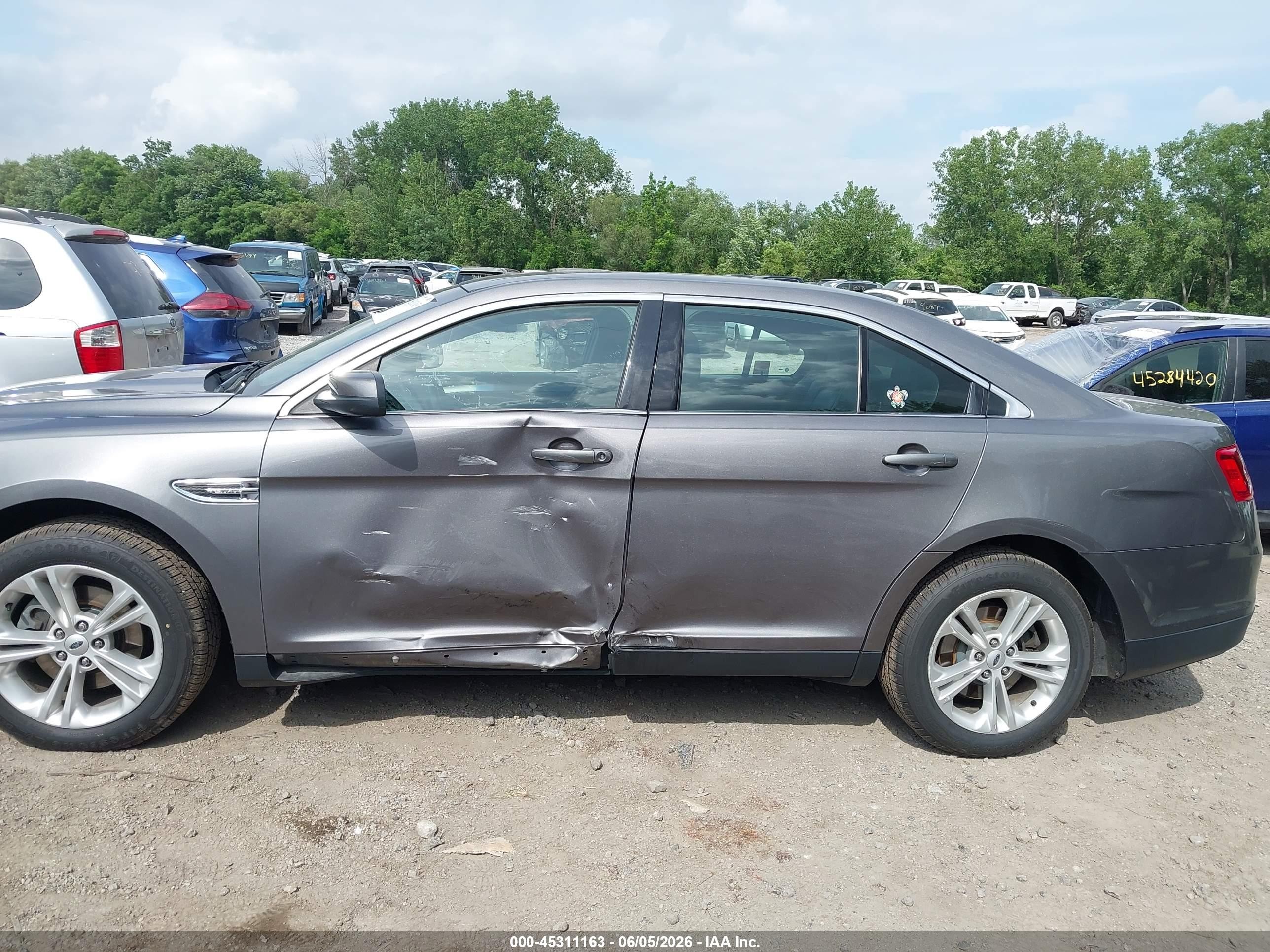 2014 Ford Taurus Sel Gray vin: 1FAHP2E84EG157477