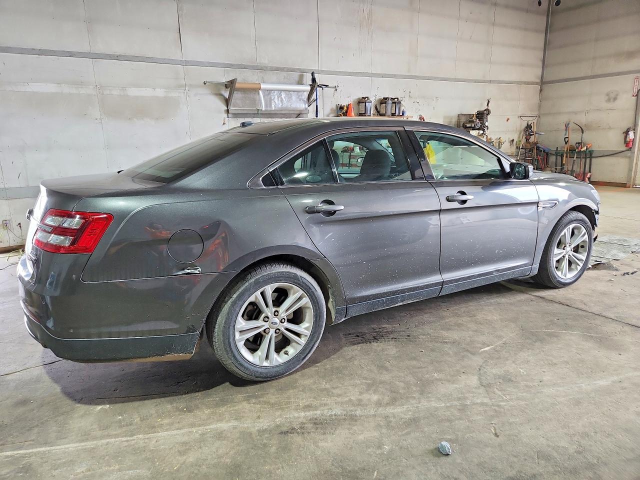 2015 Ford Taurus Sel Gray vin: 1FAHP2E84FG182011
