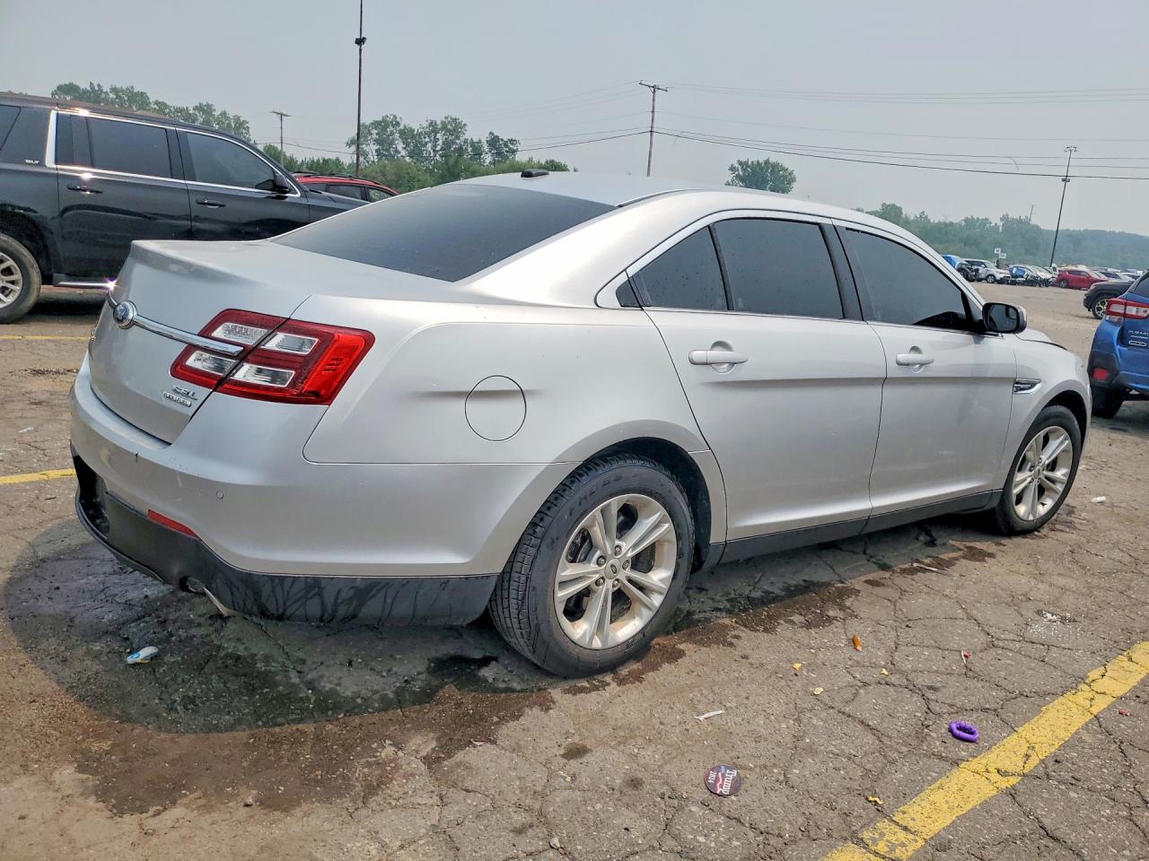 2013 Ford Taurus Sel Silver vin: 1FAHP2E85DG152156