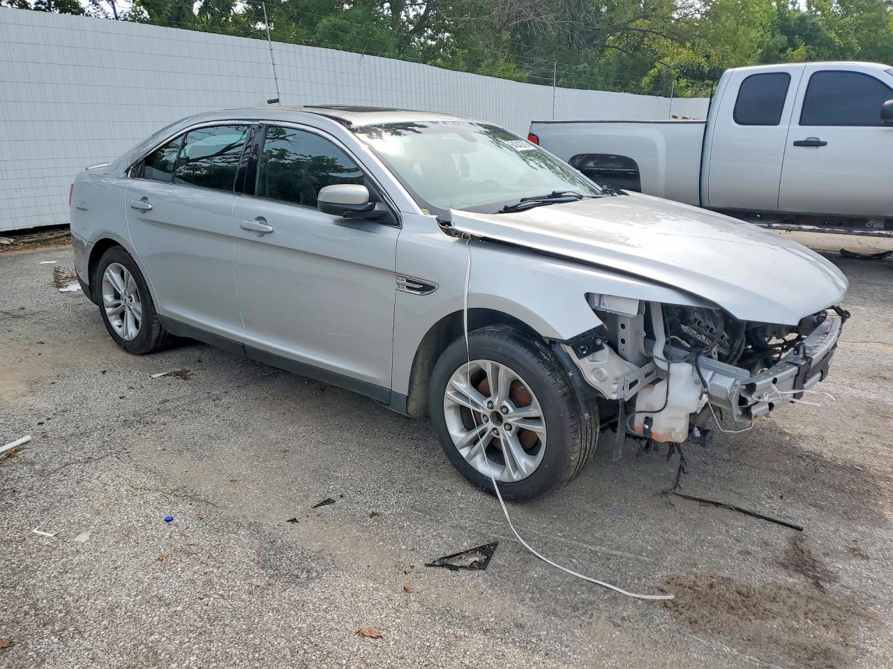 2014 Ford Taurus Sel Silver vin: 1FAHP2E85EG157701