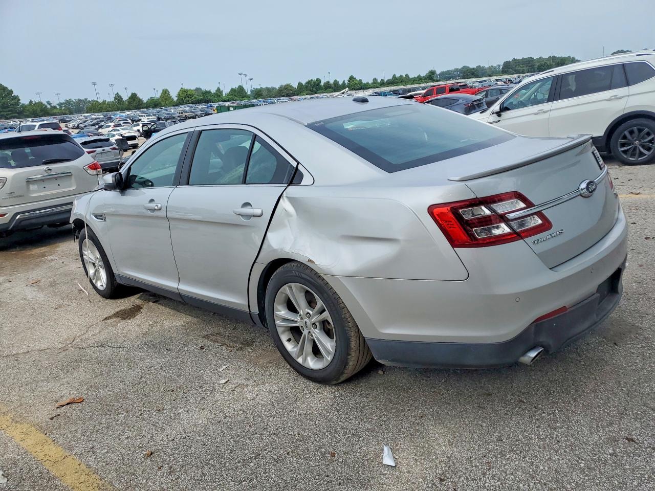 2014 Ford Taurus Sel Silver vin: 1FAHP2E85EG157701