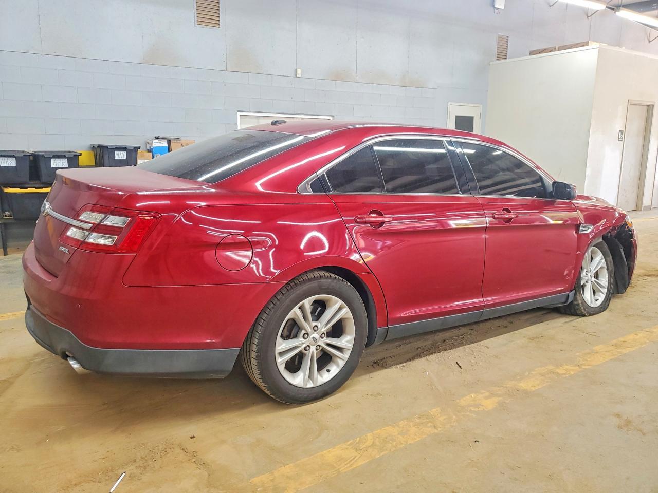 2013 Ford Taurus Sel Red vin: 1FAHP2E86DG144292