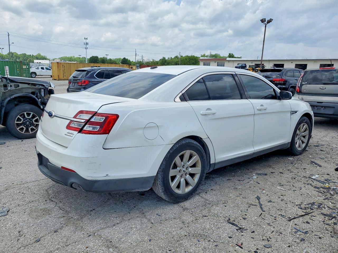 2013 Ford Taurus Sel White vin: 1FAHP2E86DG153851