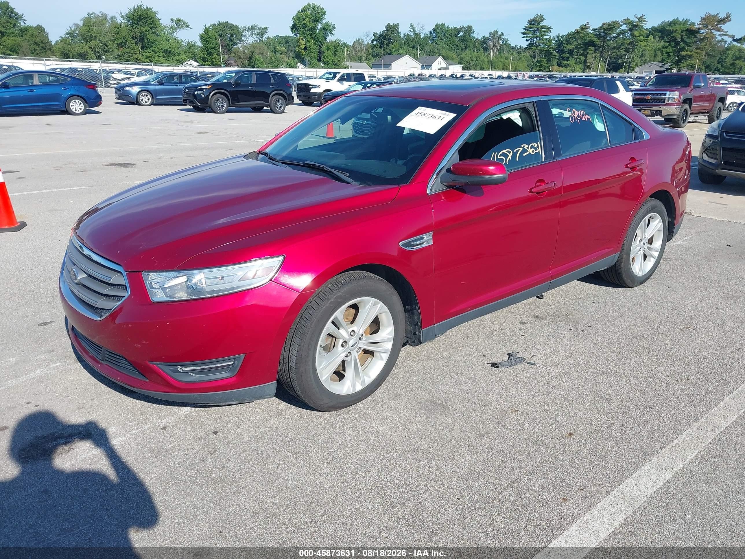 2013 Ford Taurus Sel Red vin: 1FAHP2E86DG216527