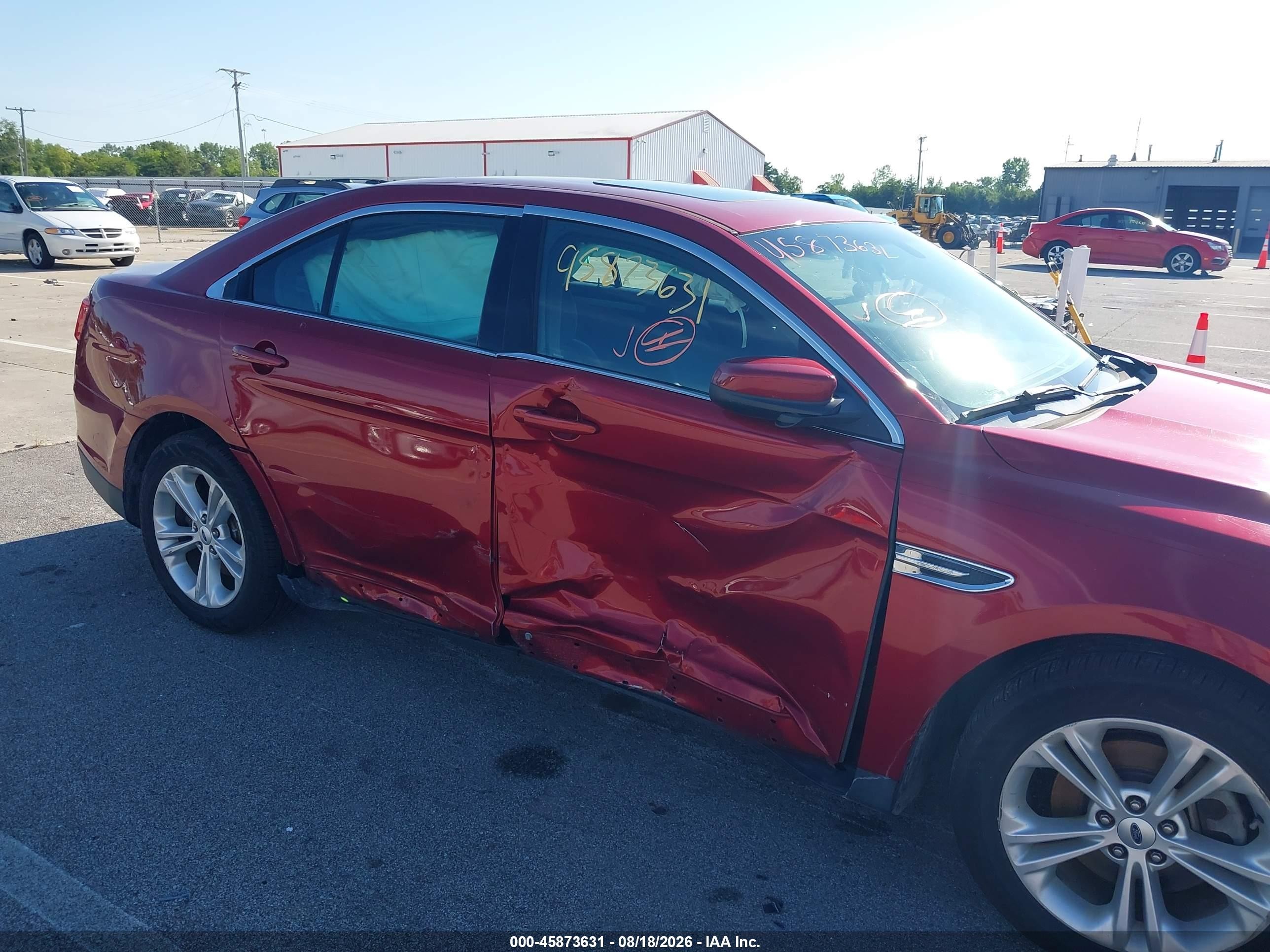 2013 Ford Taurus Sel Red vin: 1FAHP2E86DG216527