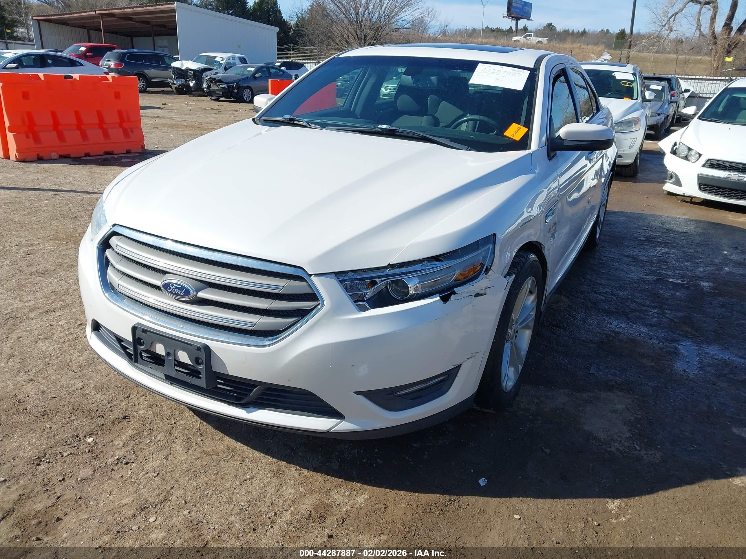 2013 Ford Taurus Sel White vin: 1FAHP2E86DG220545