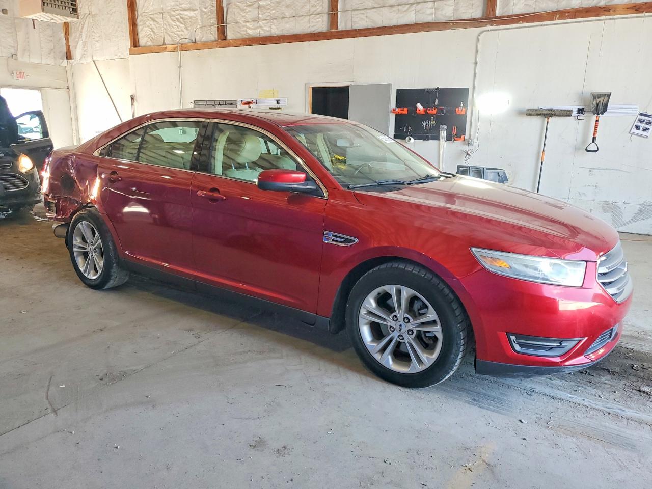 2014 Ford Taurus Sel Красный vin: 1FAHP2E86EG100309