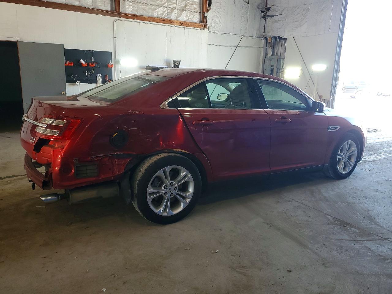 2014 Ford Taurus Sel Красный vin: 1FAHP2E86EG100309