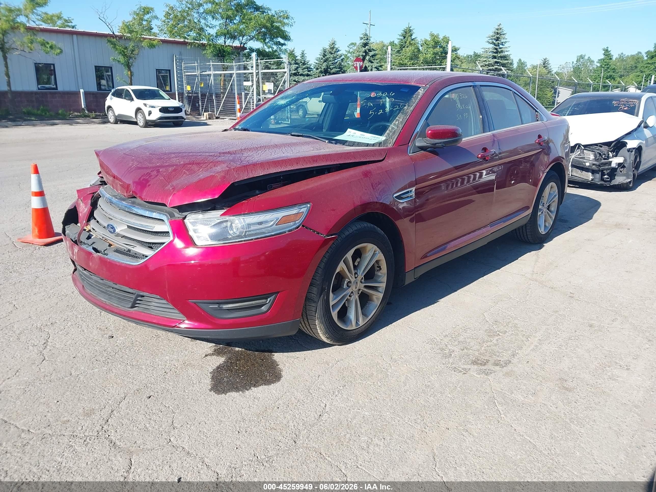 2014 Ford Taurus Sel Красный vin: 1FAHP2E86EG100326