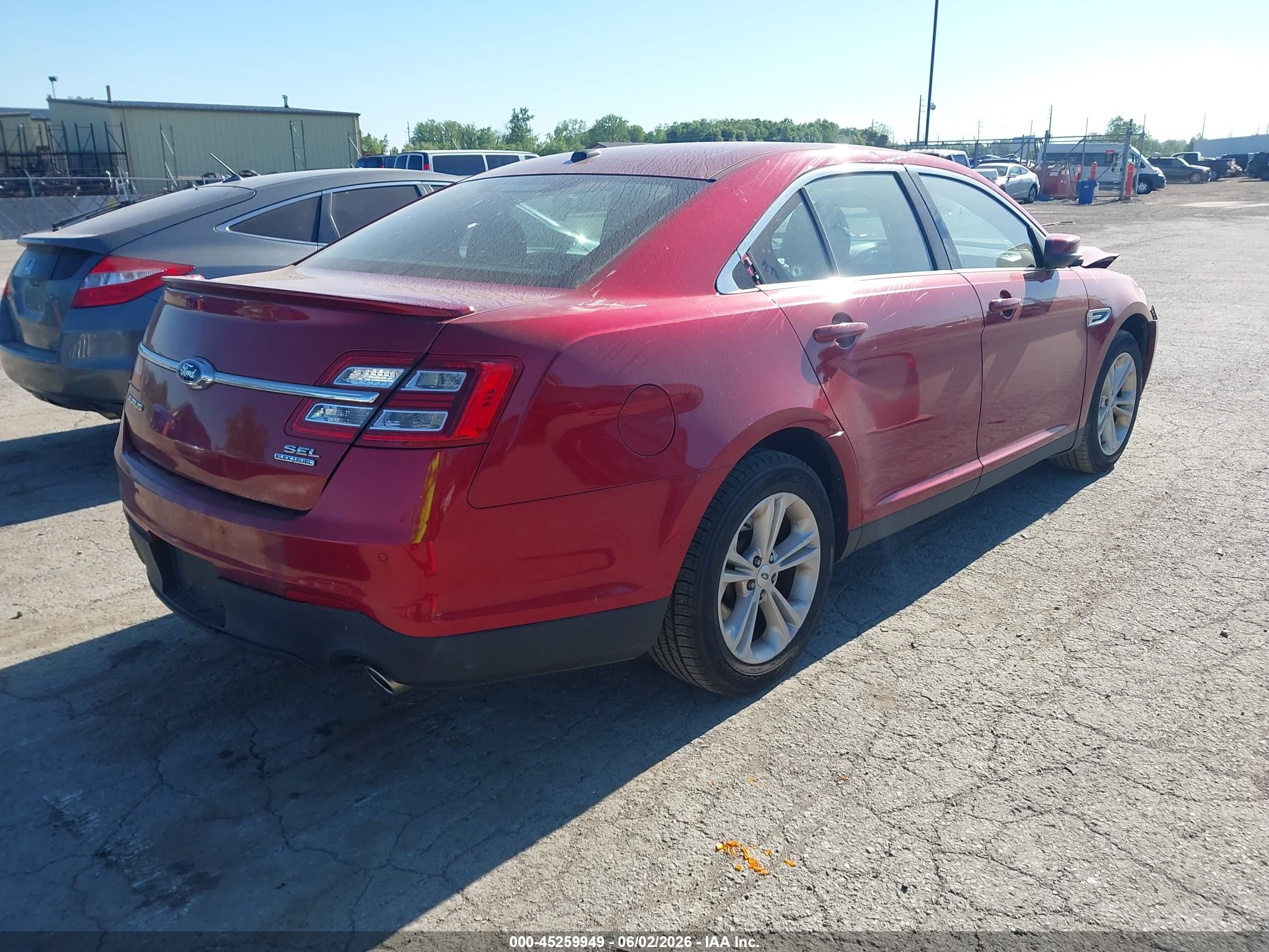 2014 Ford Taurus Sel Красный vin: 1FAHP2E86EG100326