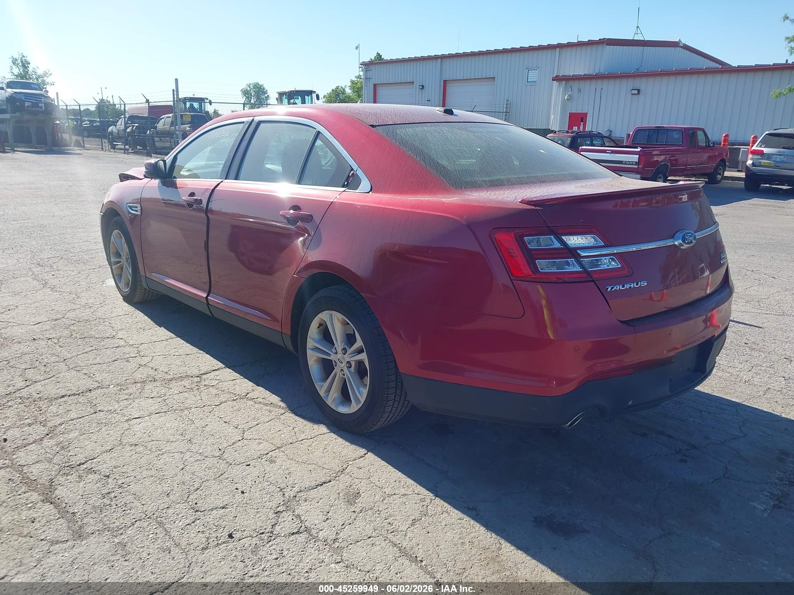 2014 Ford Taurus Sel Красный vin: 1FAHP2E86EG100326