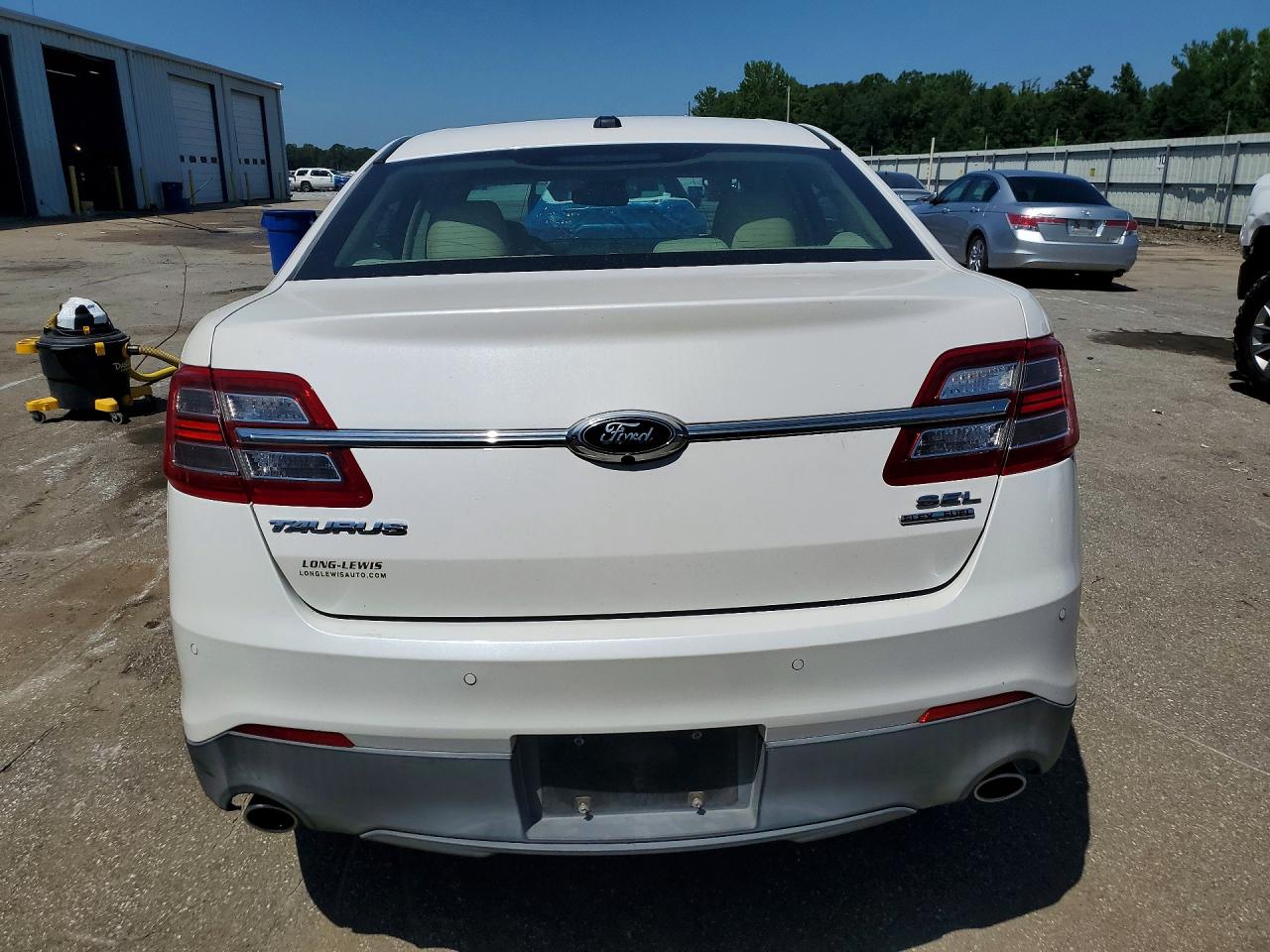 2014 Ford Taurus Sel White vin: 1FAHP2E86EG112802