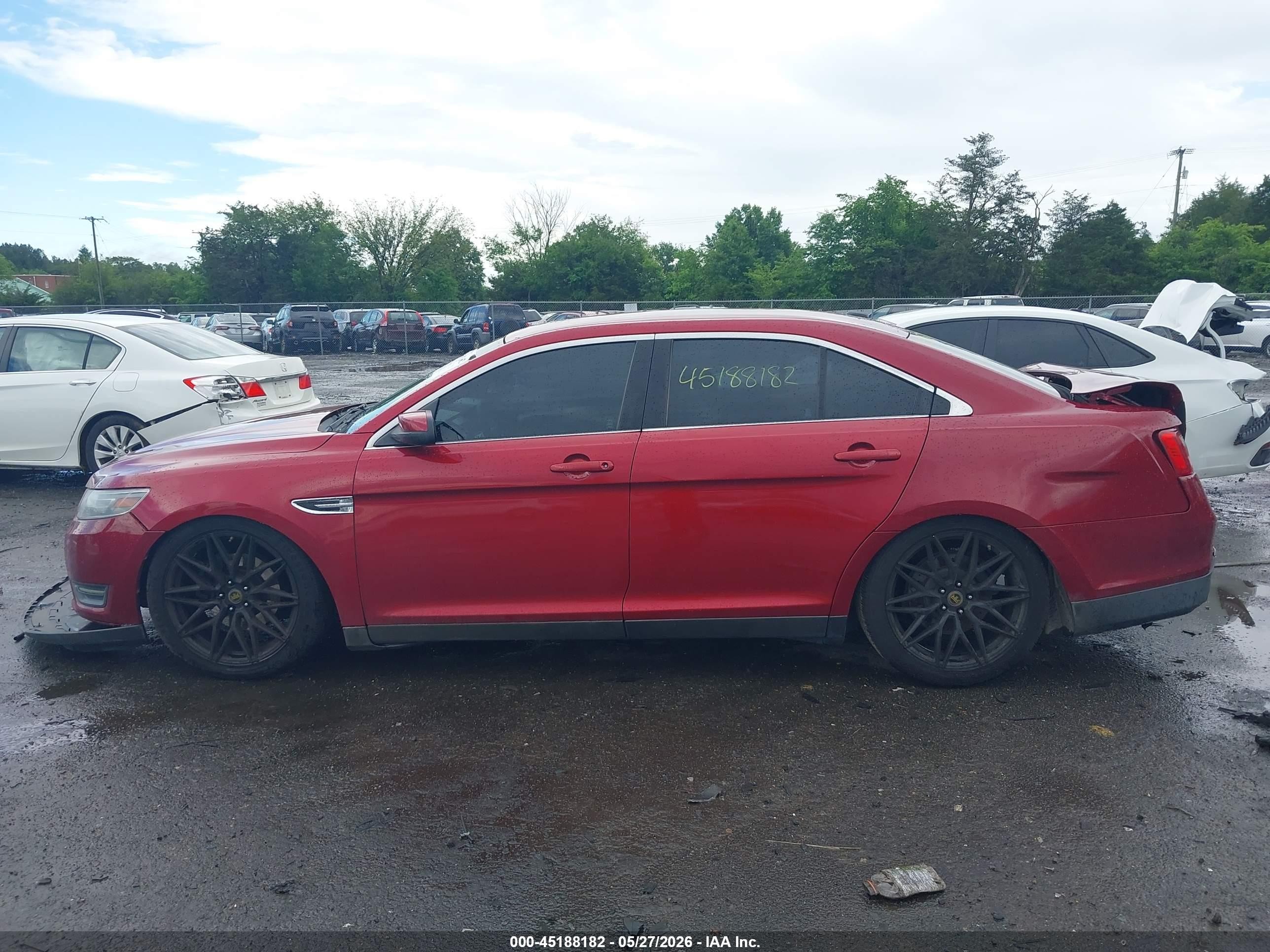 2014 Ford Taurus Sel Red vin: 1FAHP2E86EG136551