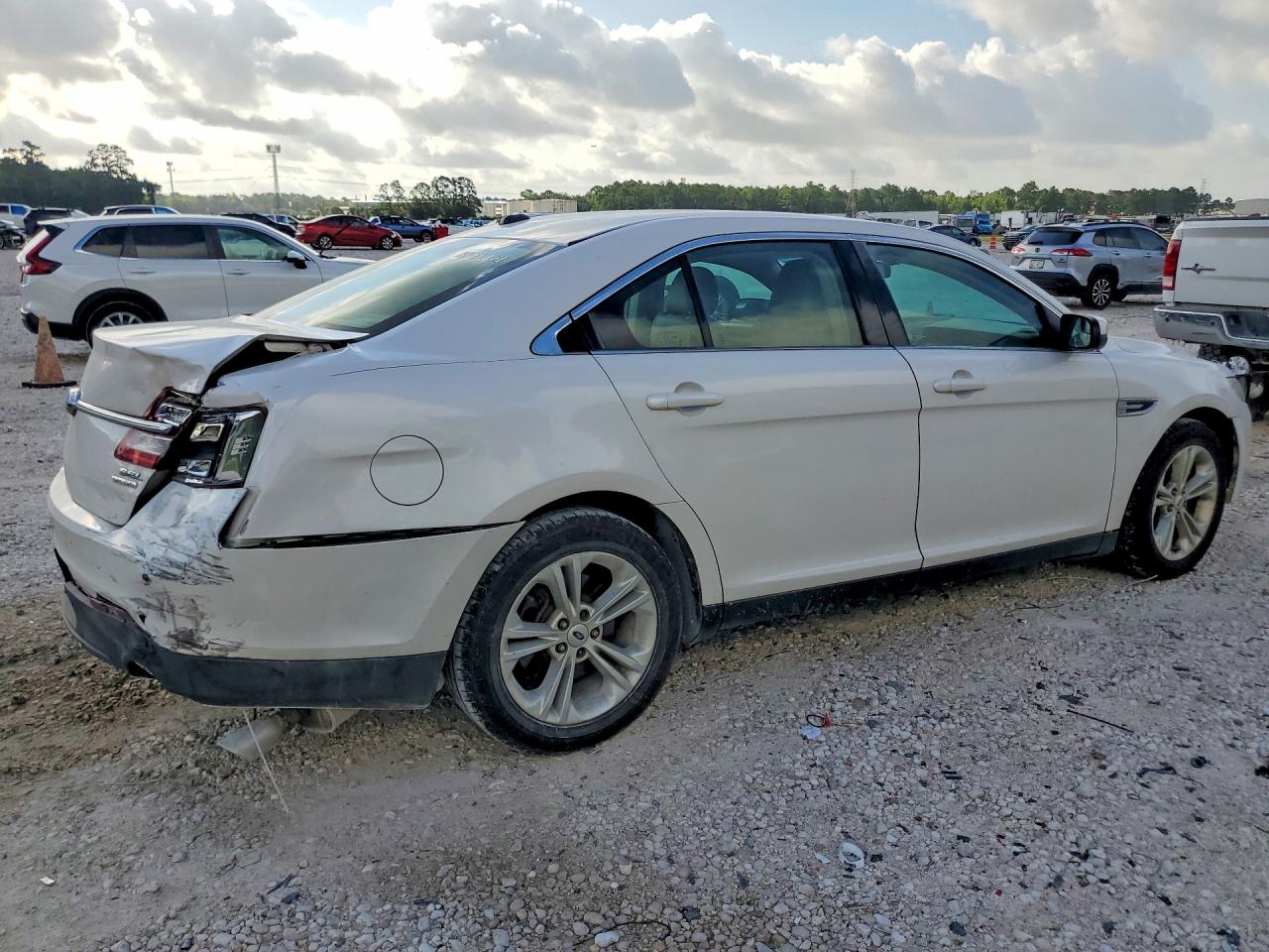 2015 Ford Taurus Sel White vin: 1FAHP2E86FG163346