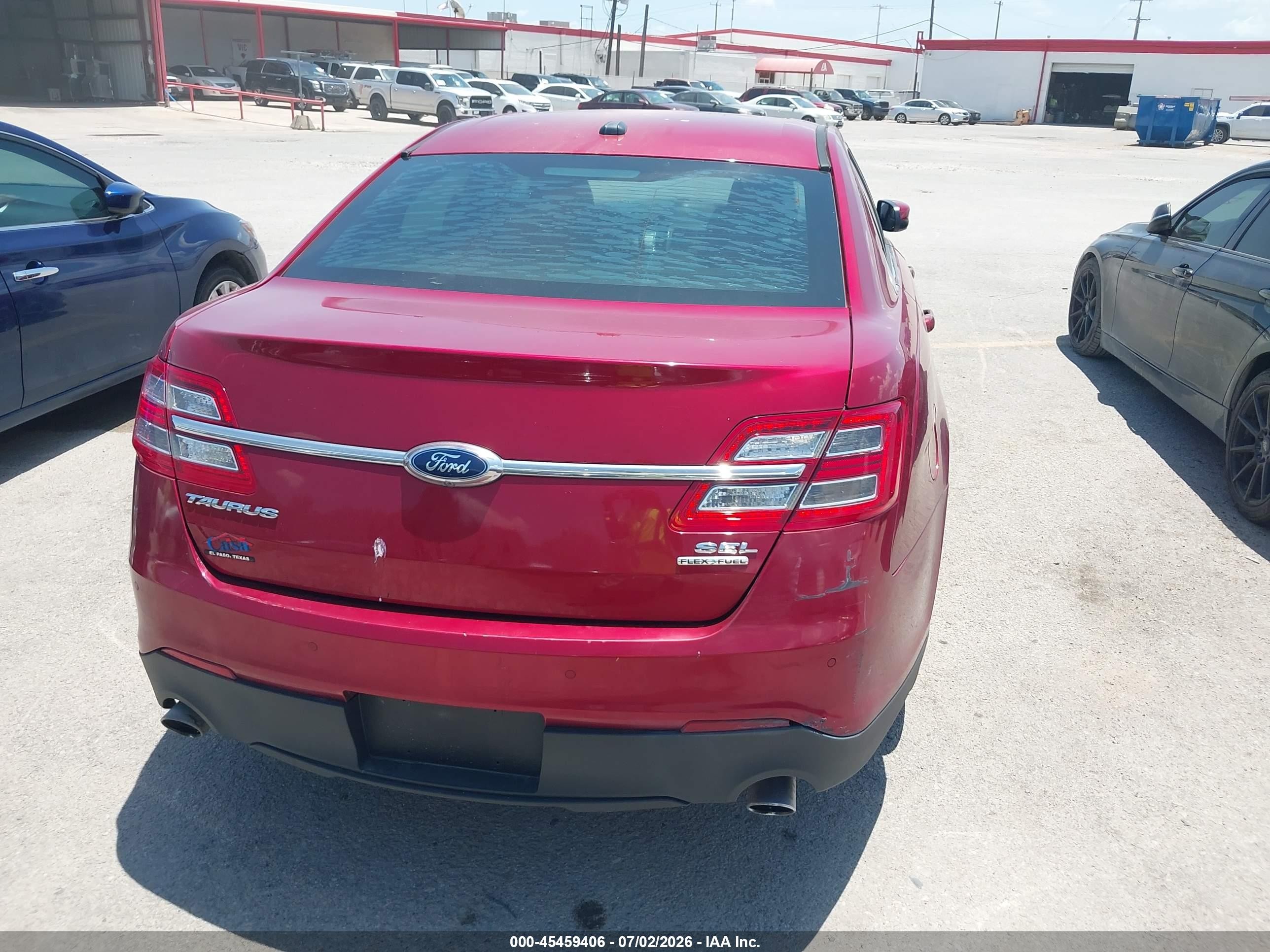 2015 Ford Taurus Sel Red vin: 1FAHP2E86FG192202