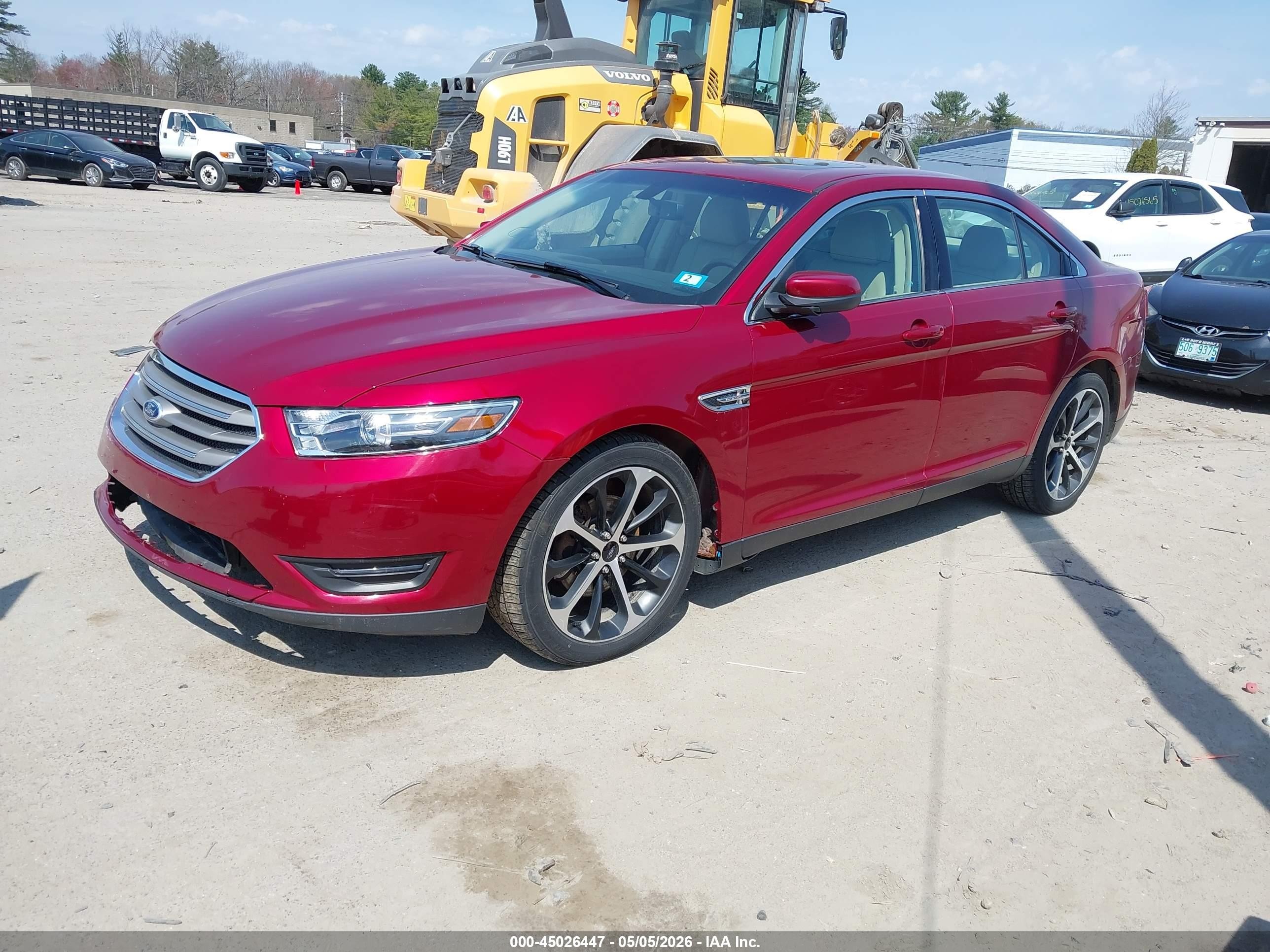 2015 Ford Taurus Sel Red vin: 1FAHP2E86FG201934
