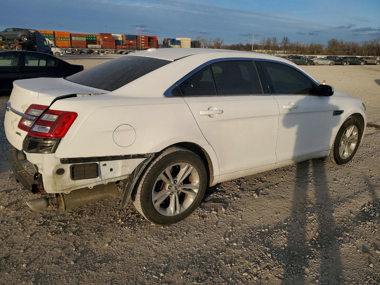 2016 Ford Taurus Sel White vin: 1FAHP2E86GG136567