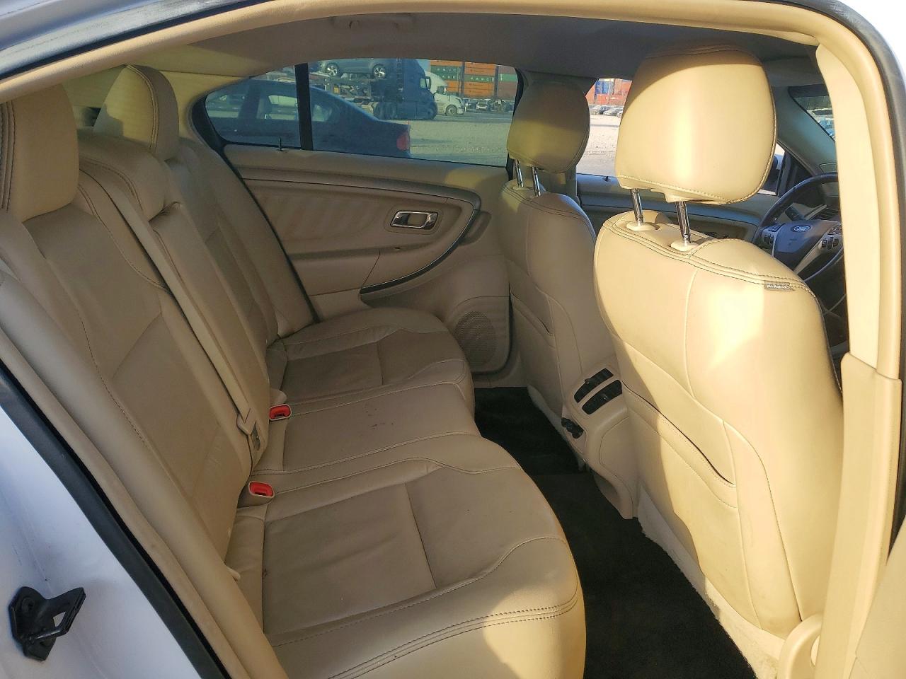 2016 Ford Taurus Sel White vin: 1FAHP2E86GG136567