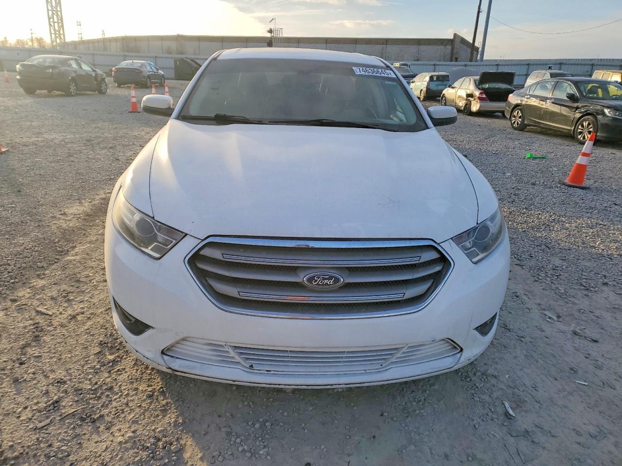 2016 Ford Taurus Sel White vin: 1FAHP2E86GG136567