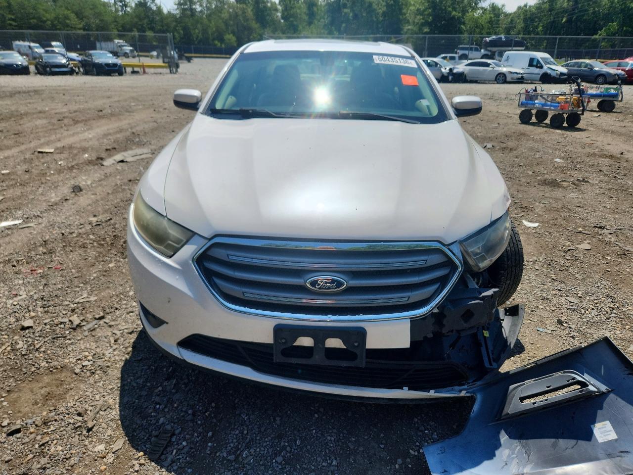 2013 Ford Taurus Sel White vin: 1FAHP2E87DG133317