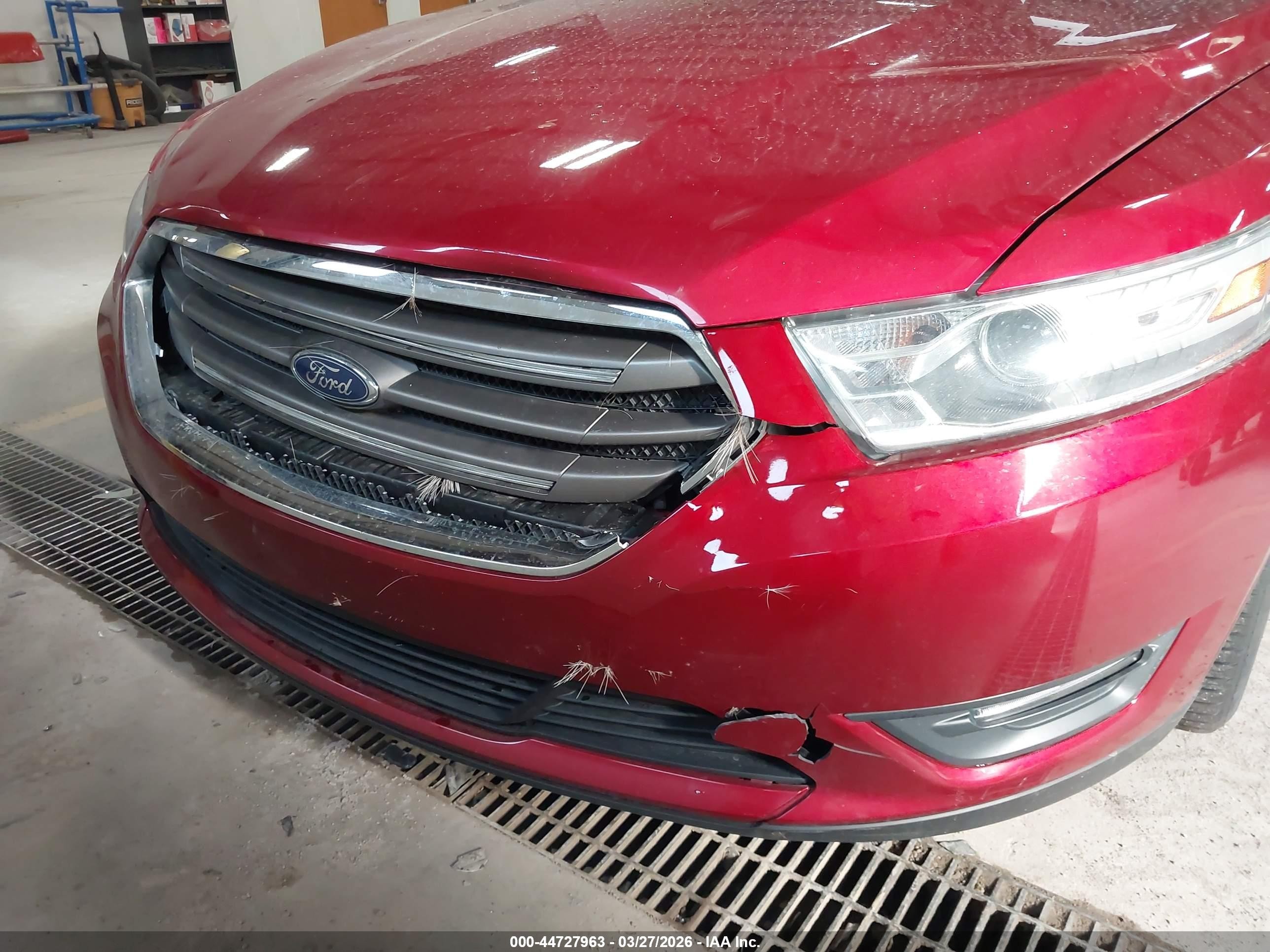 2013 Ford Taurus Sel Red vin: 1FAHP2E87DG152109