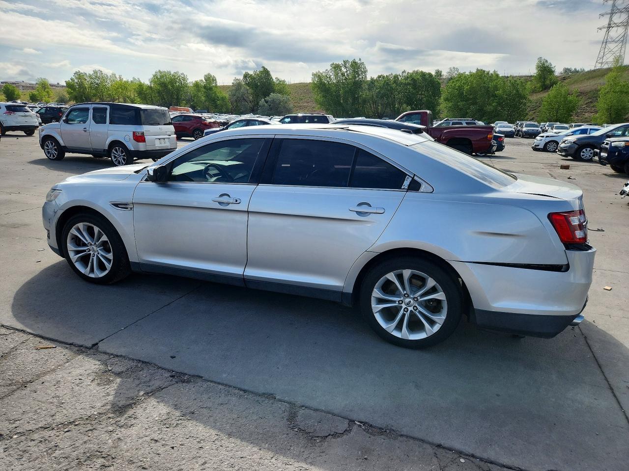 2013 Ford Taurus Sel Silver vin: 1FAHP2E87DG190813