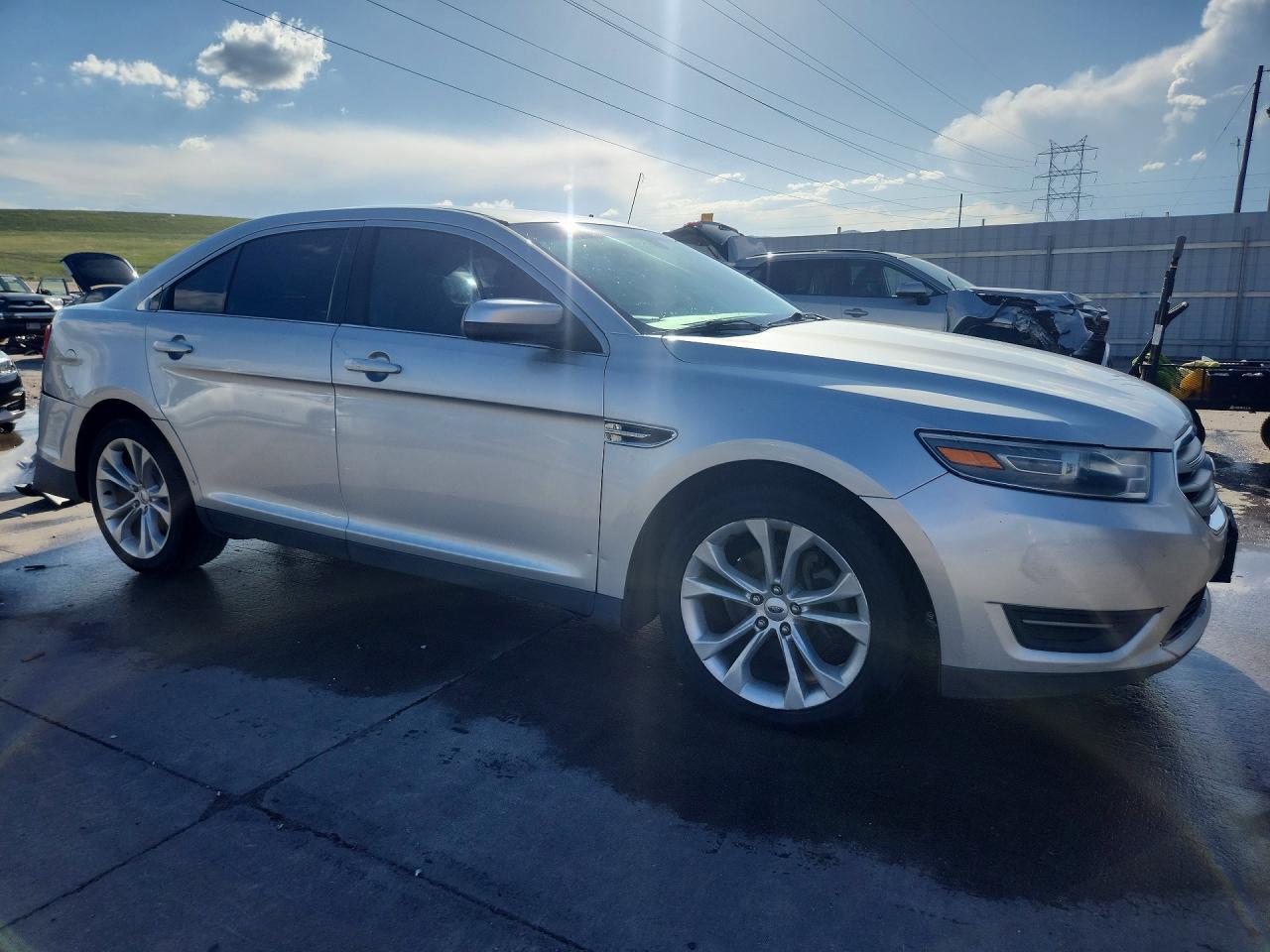 2013 Ford Taurus Sel Silver vin: 1FAHP2E87DG190813