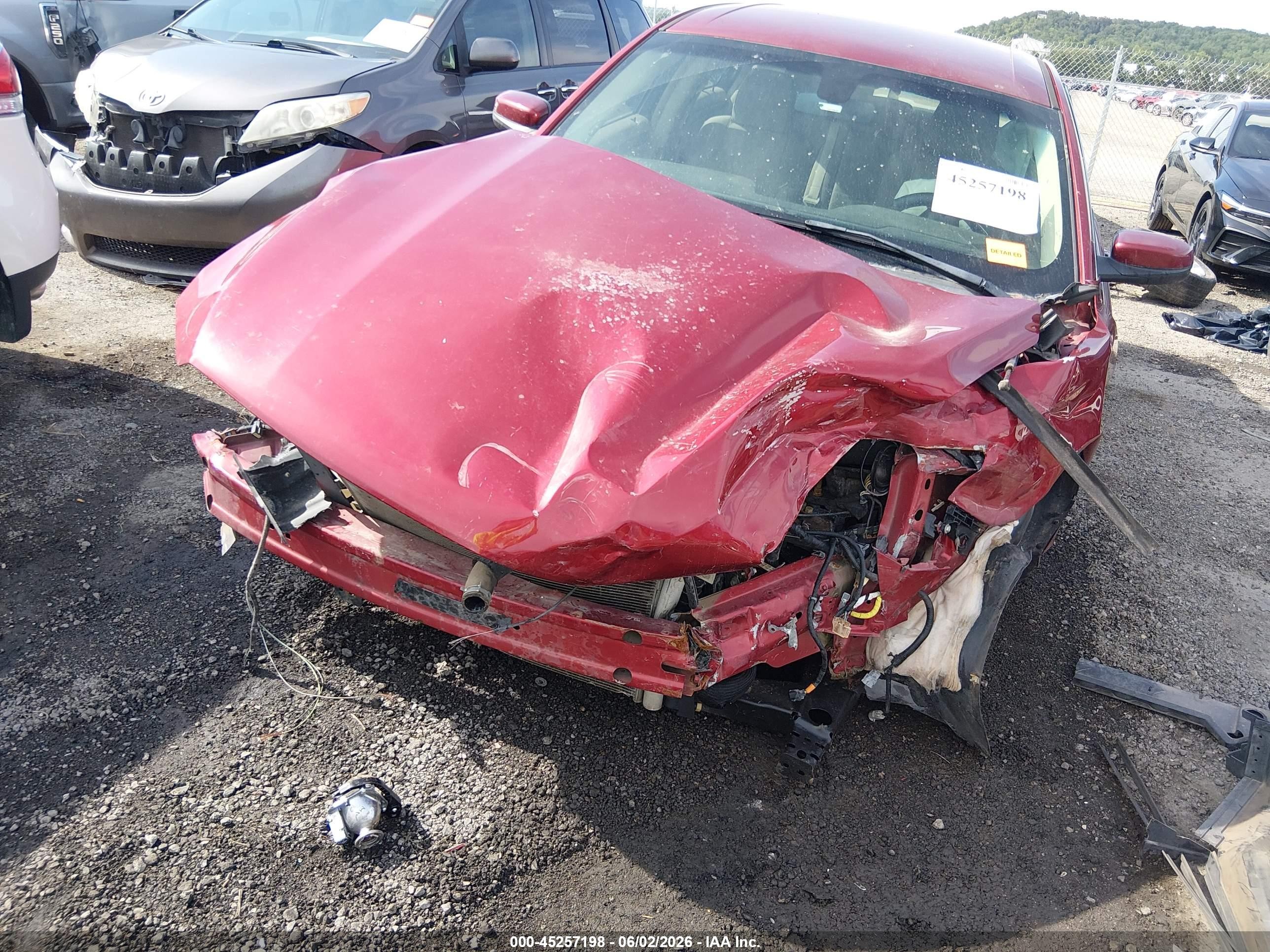 2013 Ford Taurus Sel Red vin: 1FAHP2E87DG221087