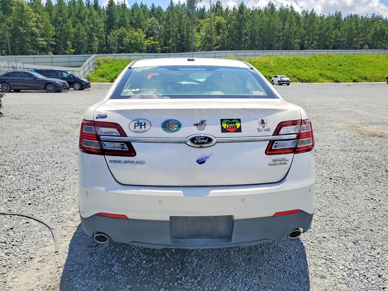 2015 Ford Taurus Sel White vin: 1FAHP2E87FG137323