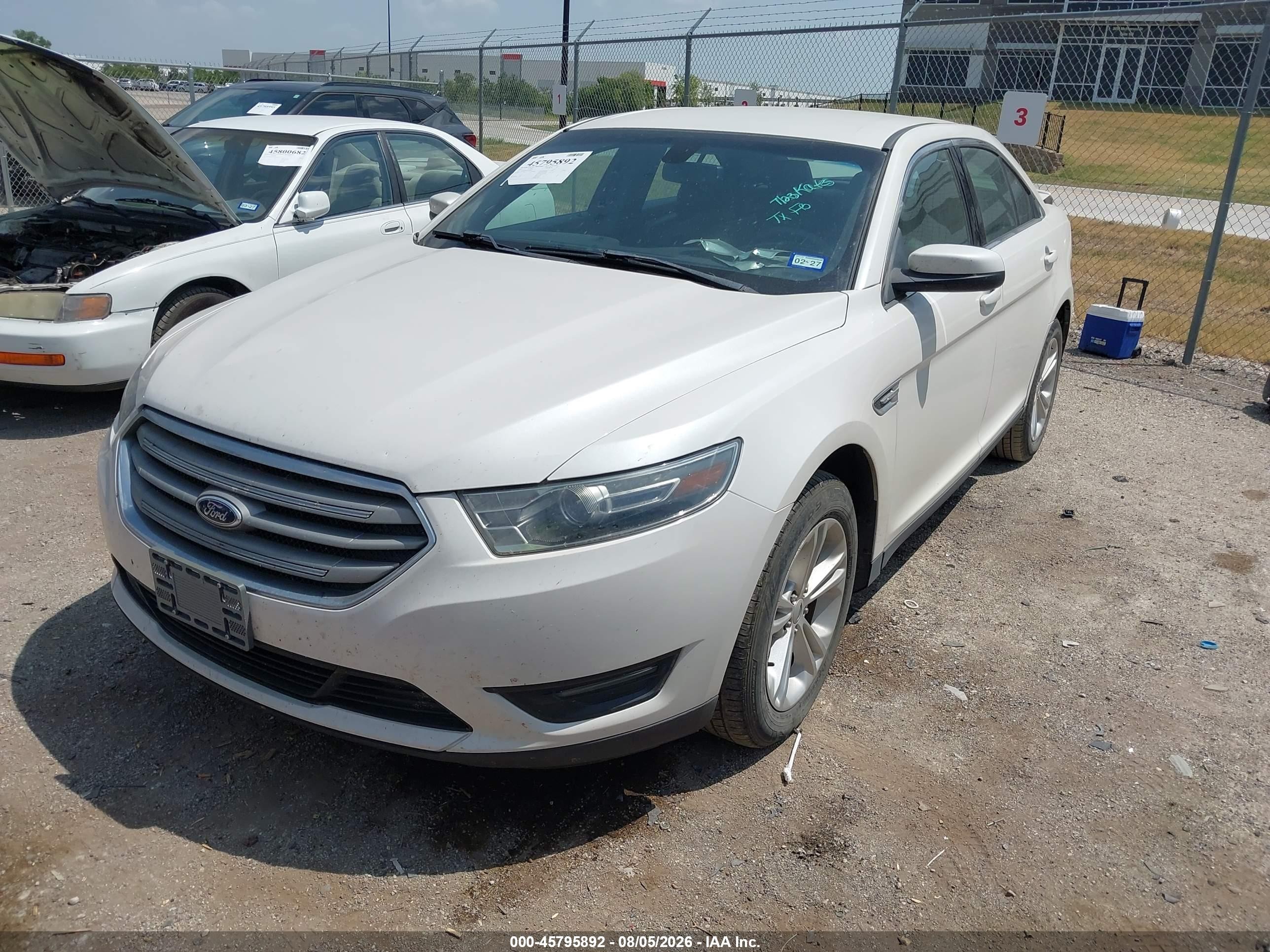 2015 Ford Taurus Sel White vin: 1FAHP2E87FG160911