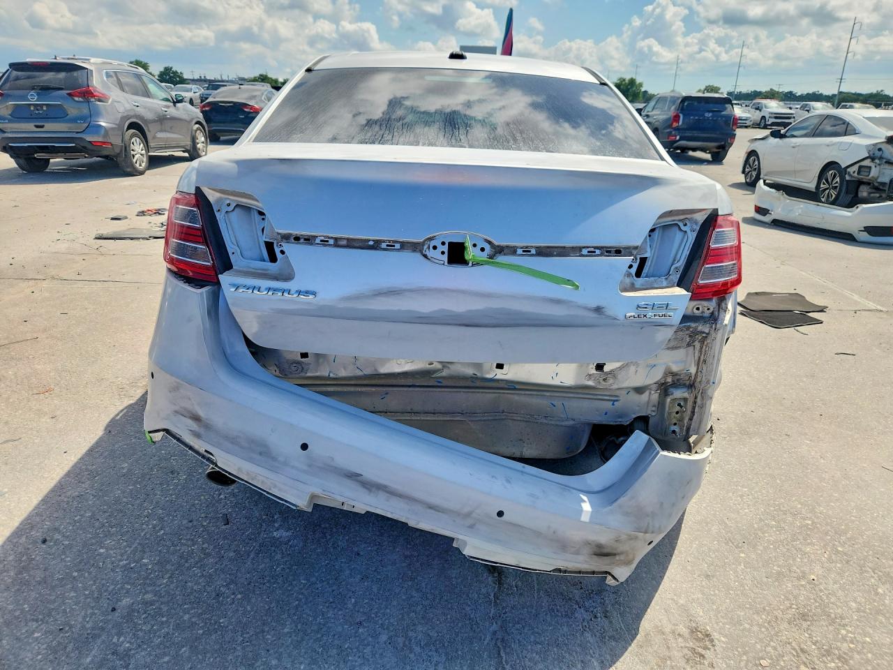 2015 Ford Taurus Sel Silver vin: 1FAHP2E87FG174887