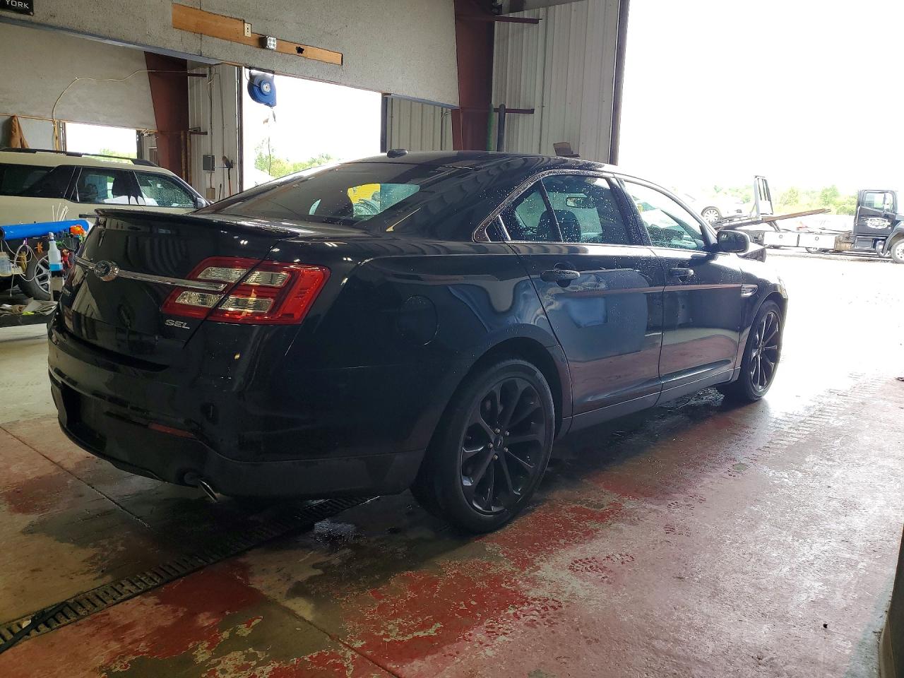 2015 Ford Taurus Sel Черный vin: 1FAHP2E87FG181452