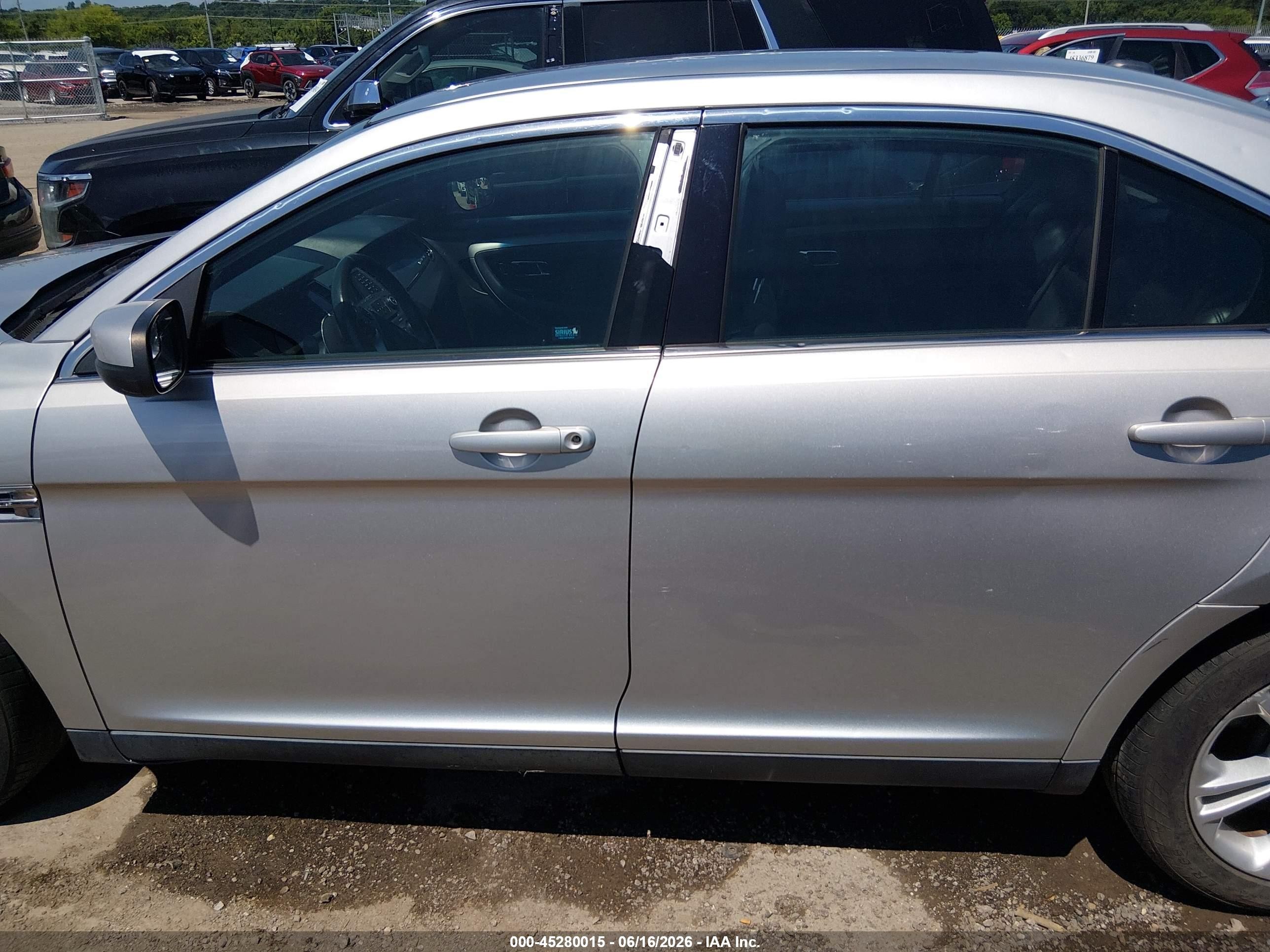 2015 Ford Taurus Sel Silver vin: 1FAHP2E87FG181757