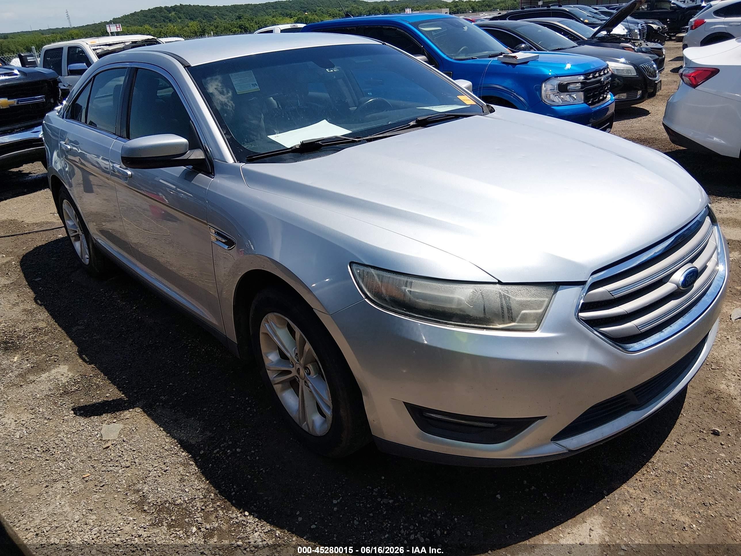 2015 Ford Taurus Sel Silver vin: 1FAHP2E87FG181757