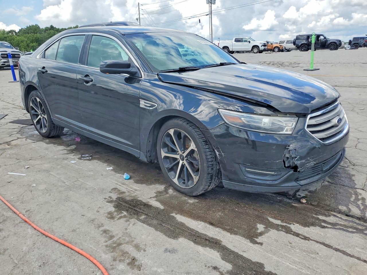 2015 Ford Taurus Sel Черный vin: 1FAHP2E87FG183721
