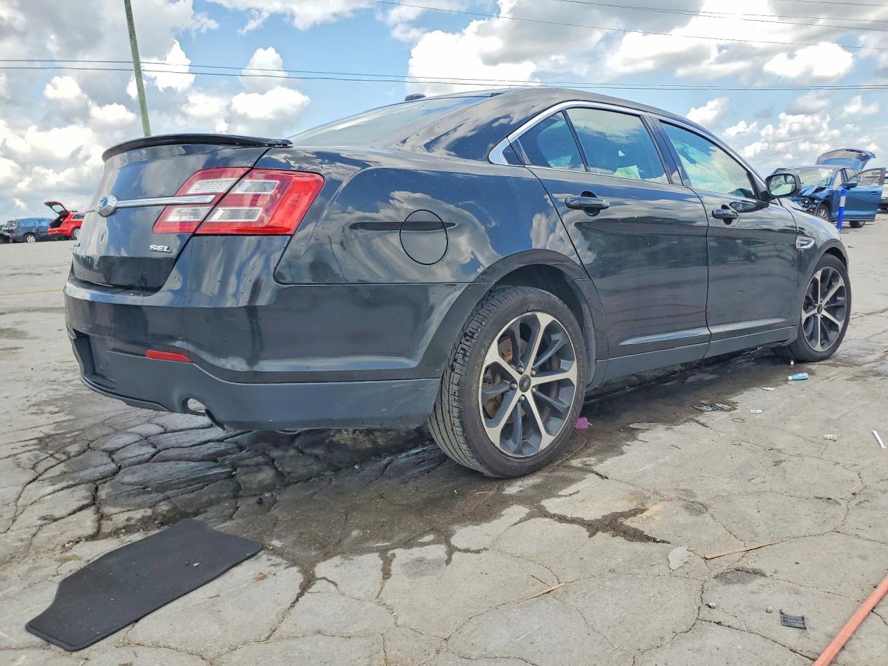 2015 Ford Taurus Sel Черный vin: 1FAHP2E87FG183721