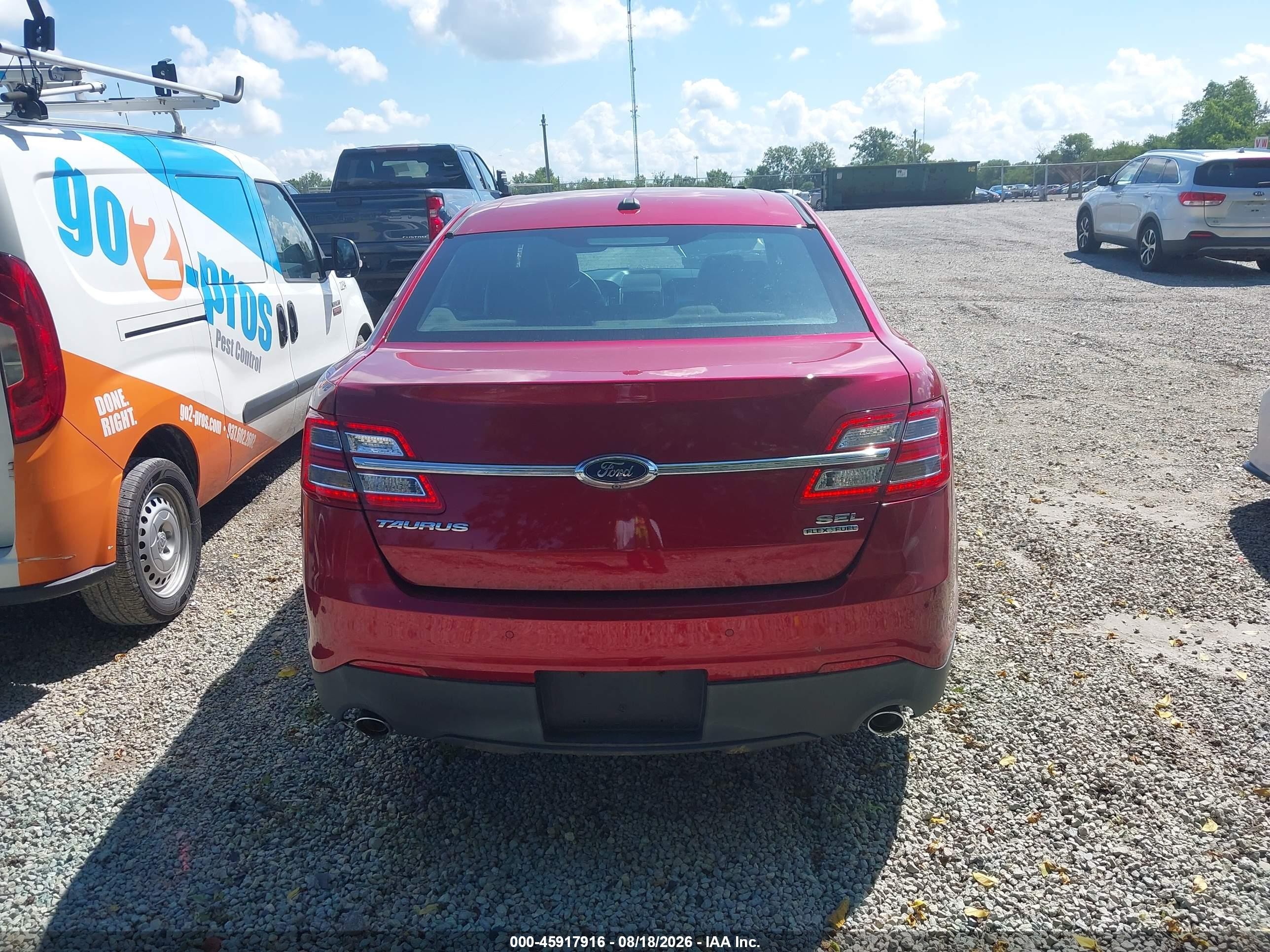 2015 Ford Taurus Sel Красный vin: 1FAHP2E87FG206804