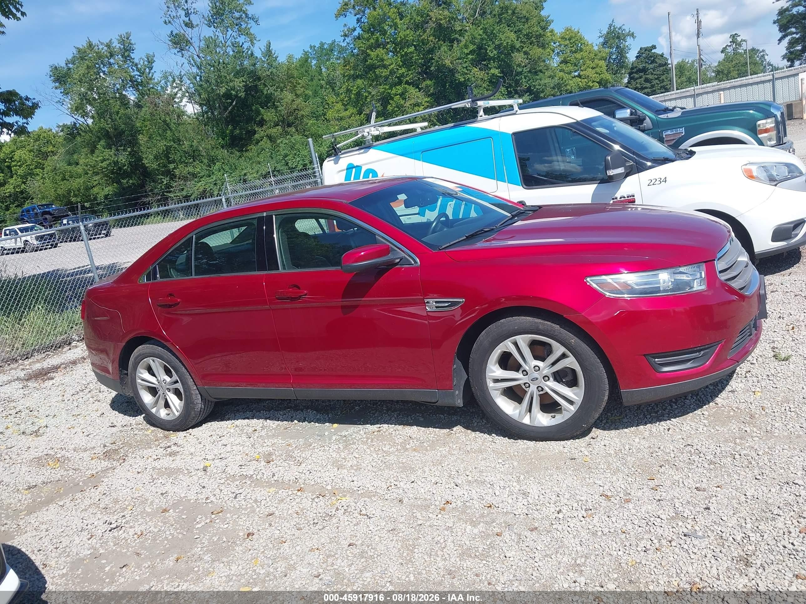 2015 Ford Taurus Sel Красный vin: 1FAHP2E87FG206804