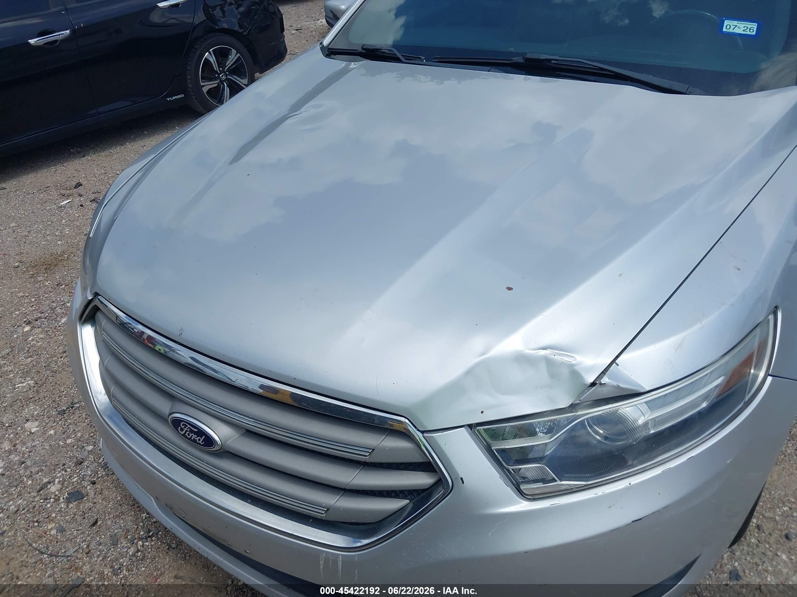 2013 Ford Taurus Sel Silver vin: 1FAHP2E88DG105364