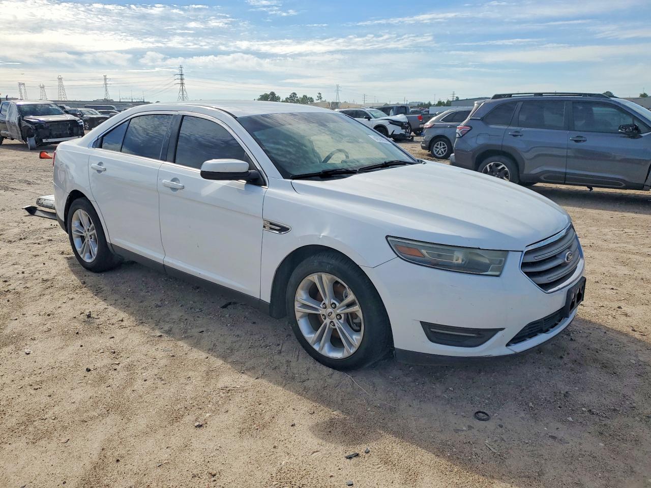 2013 Ford Taurus Sel Белый vin: 1FAHP2E88DG109303