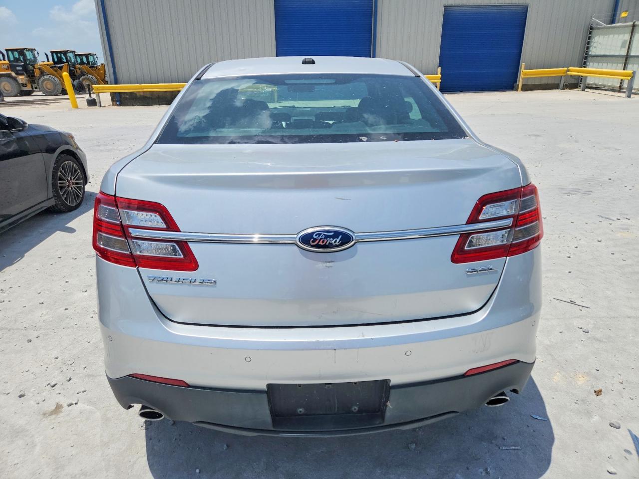 2013 Ford Taurus Sel Silver vin: 1FAHP2E88DG113304