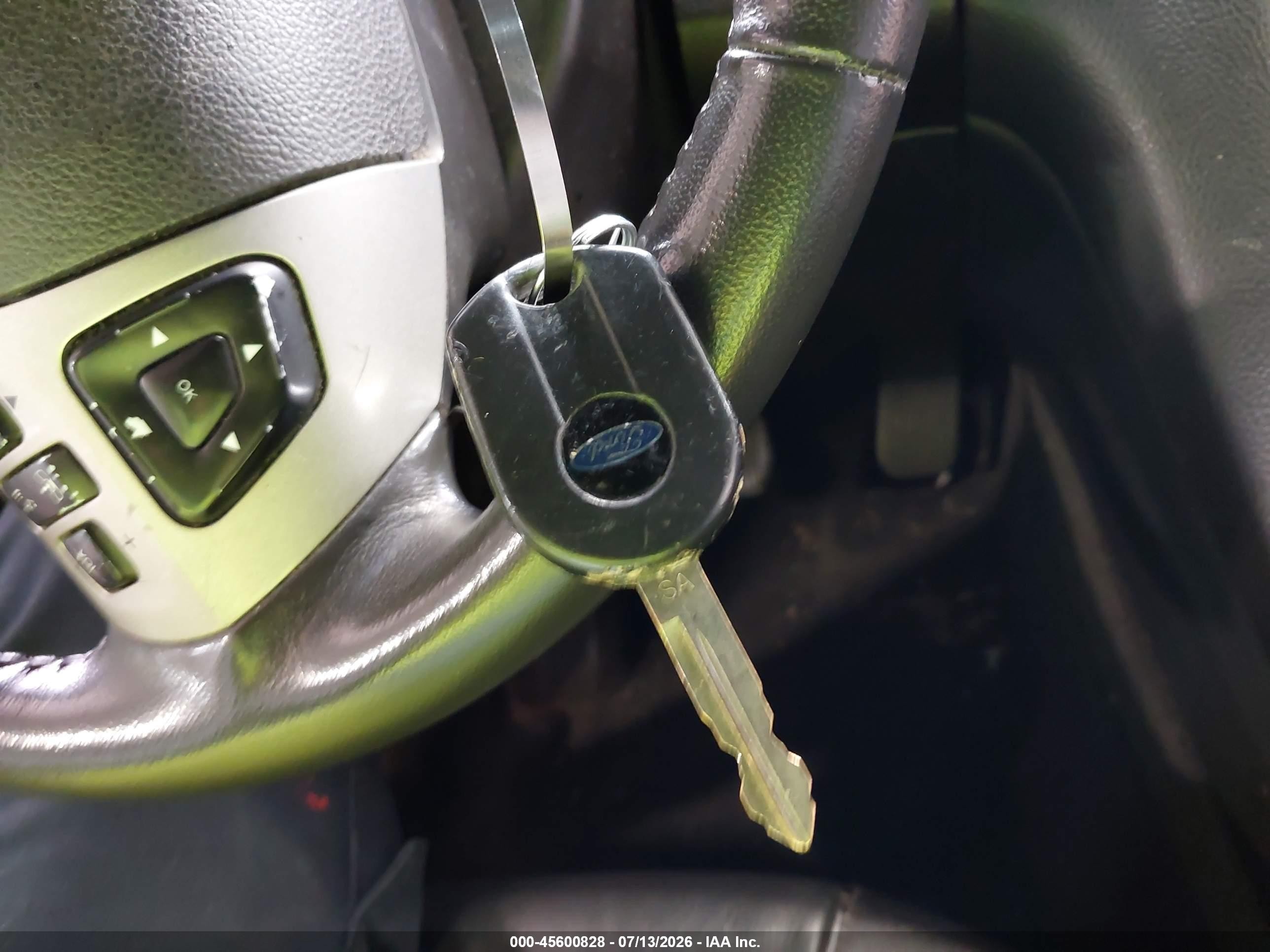 2013 Ford Taurus Sel Синий vin: 1FAHP2E88DG141183