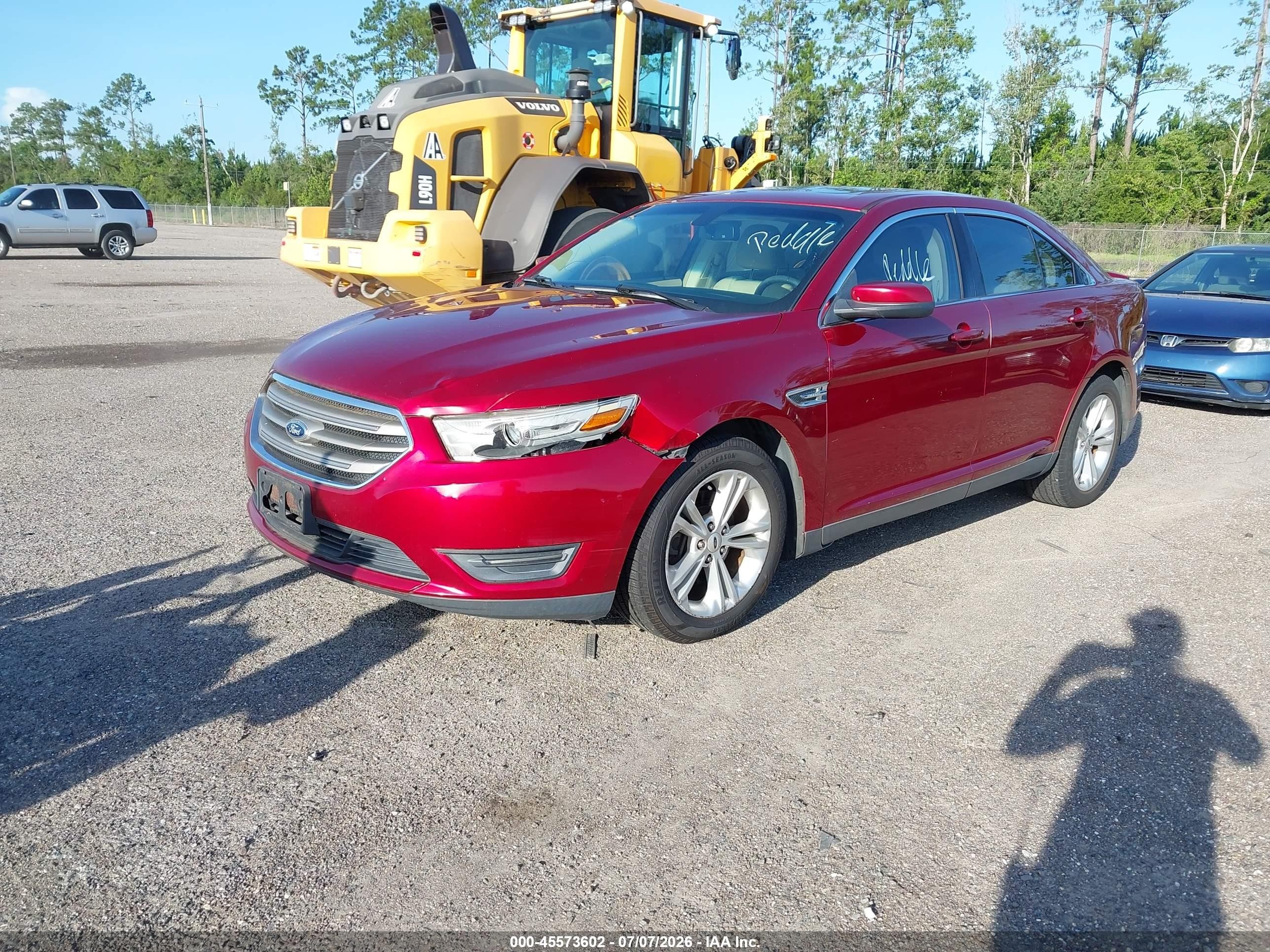 2013 Ford Taurus Sel Red vin: 1FAHP2E88DG159053