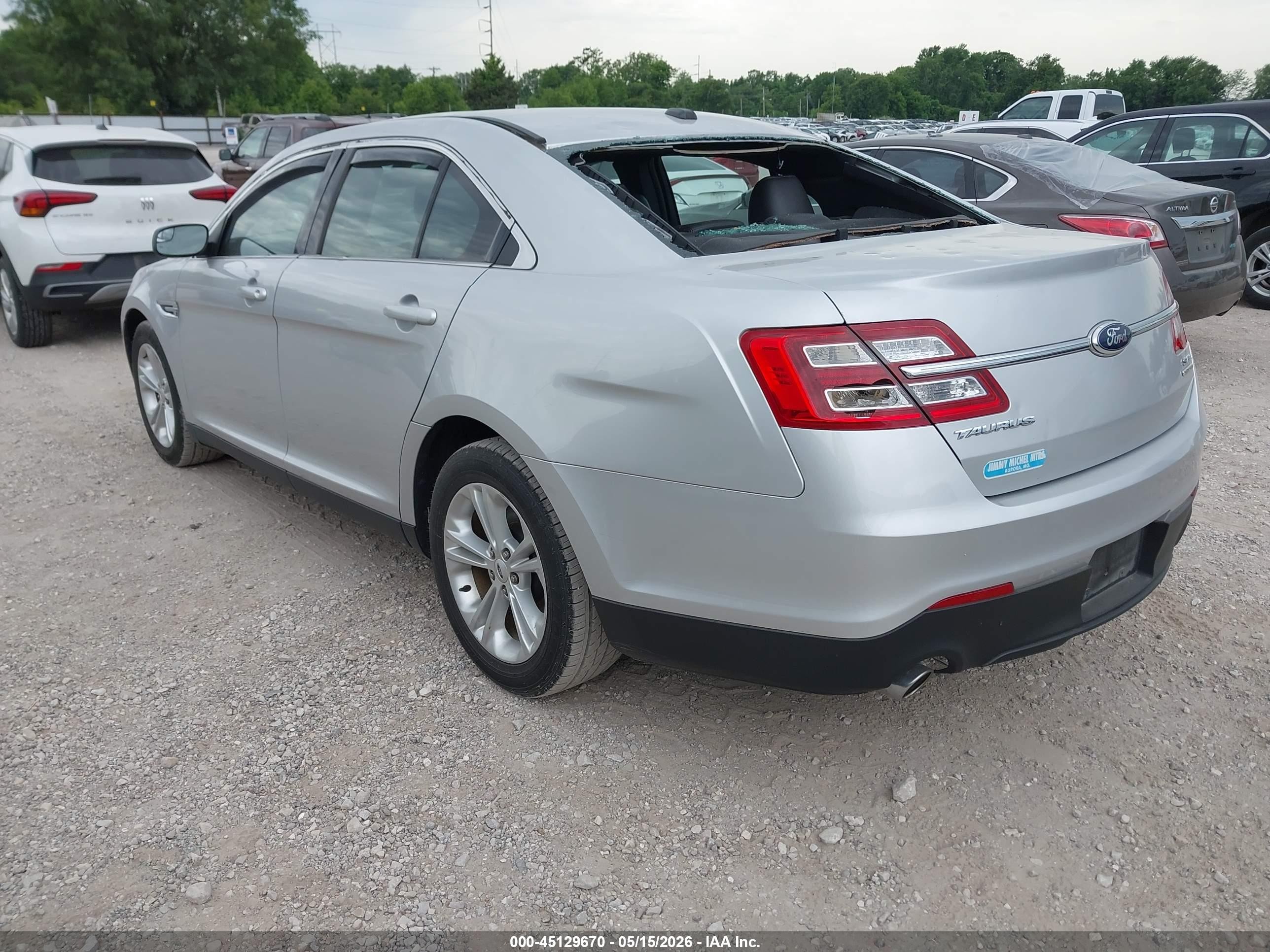 2013 Ford Taurus Sel Silver vin: 1FAHP2E88DG164625